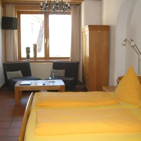 Couette-café Gaestehaus Theresia Garni 3*